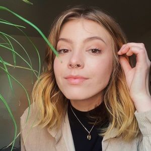 Meet your Posher, Alivia